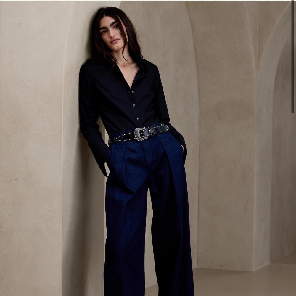 NWT Banana Republic Tailored Fit Button Down Dress Shirt in Black Size 2